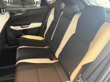 LEXUS NX 450h 4 WD-EXECUTIVE-360 KAMERA-HUD