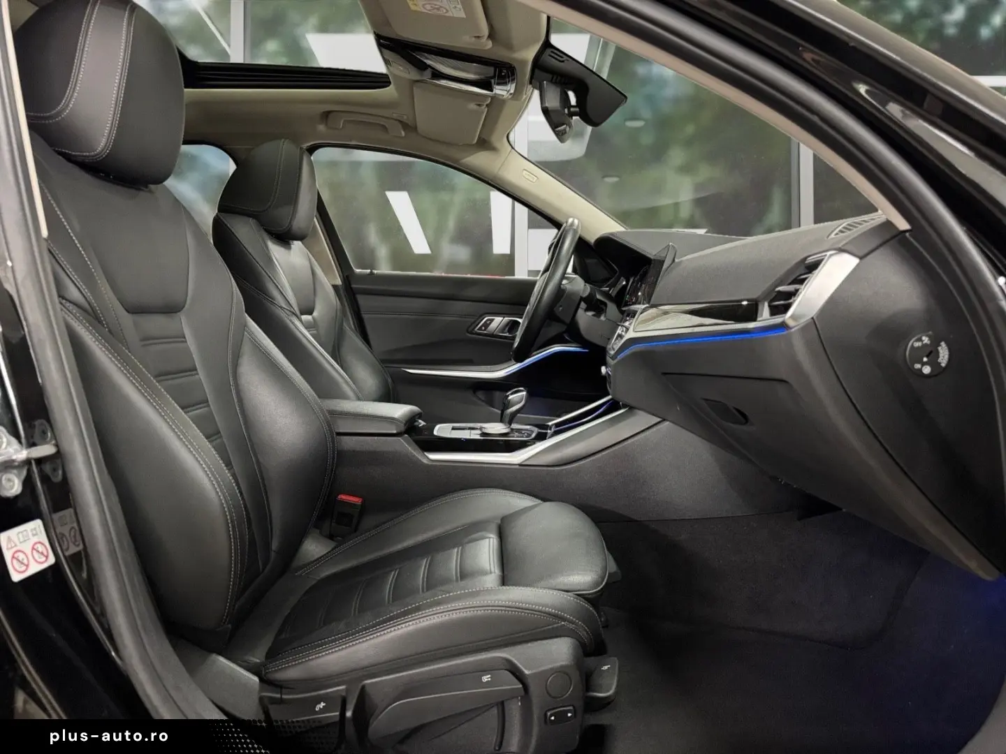 BMW 330 i xDrive Luxury Line Autom.  Deutsches Frzg.