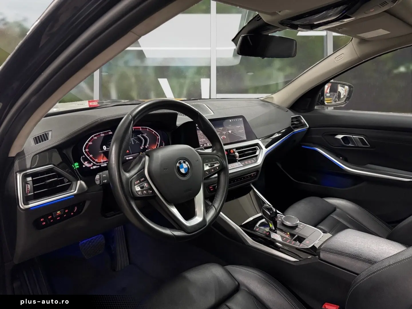 BMW 330 i xDrive Luxury Line Autom.  Deutsches Frzg.