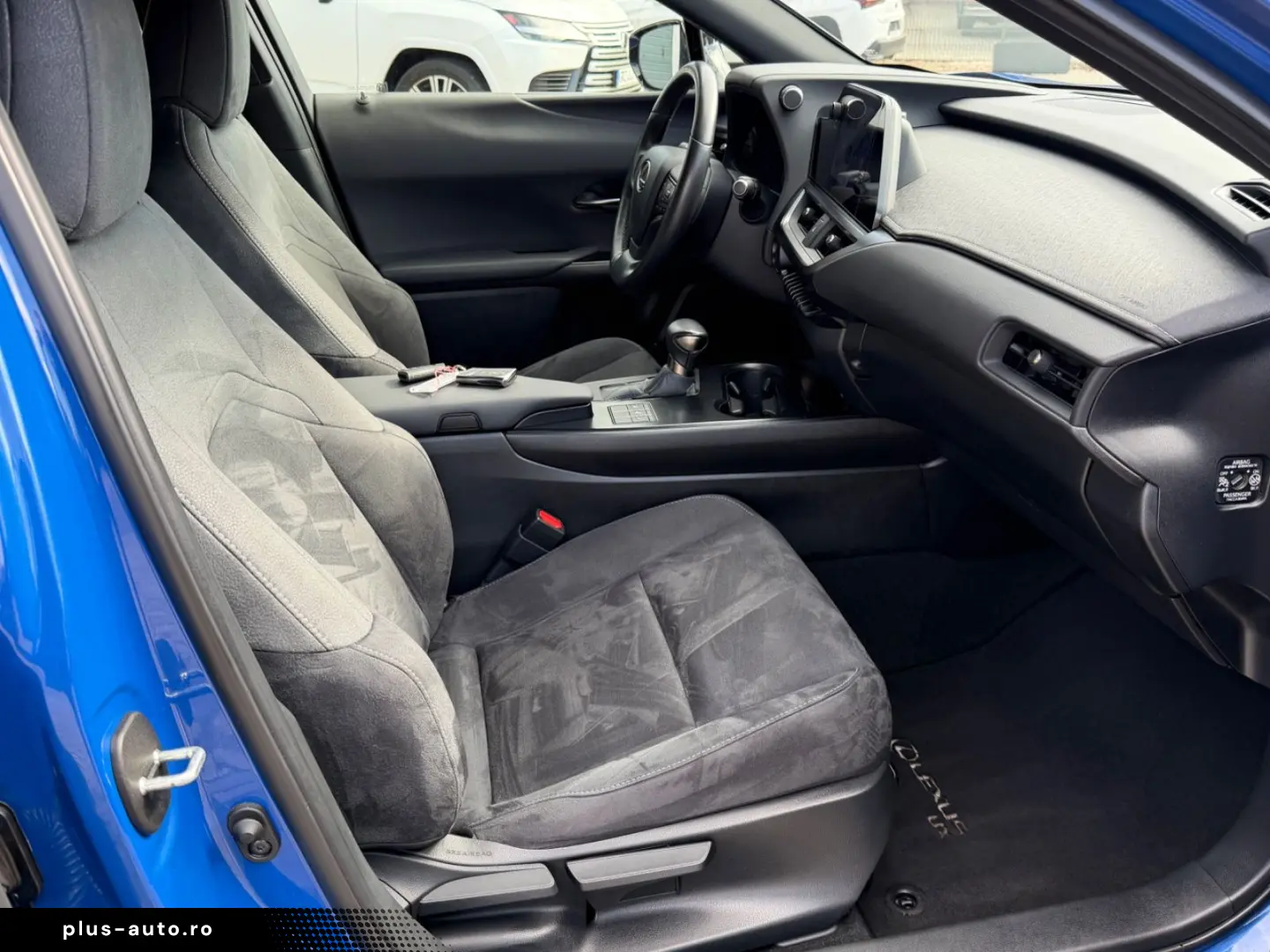 LEXUS UX 250 h Style.LED.ACC.Kamera.