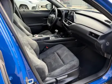 LEXUS UX 250 h Style.LED.ACC.Kamera.