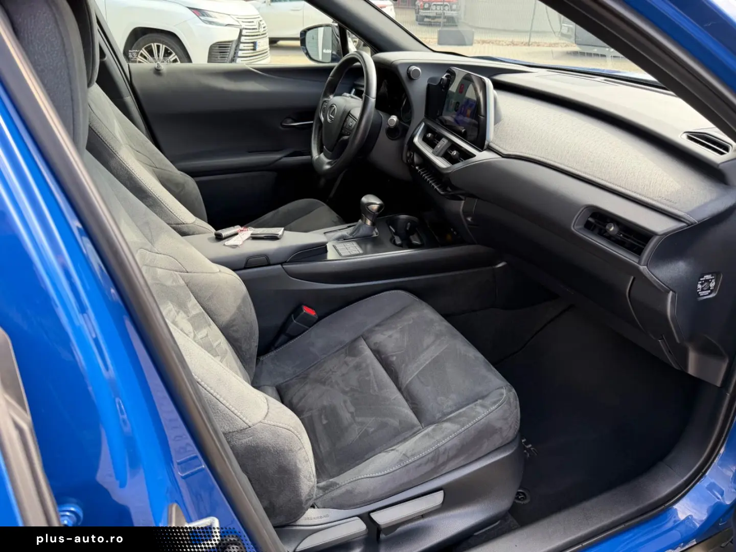 LEXUS UX 250 h Style.LED.ACC.Kamera.