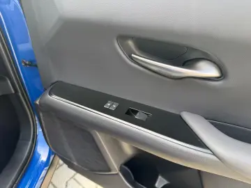 LEXUS UX 250 h Style.LED.ACC.Kamera.