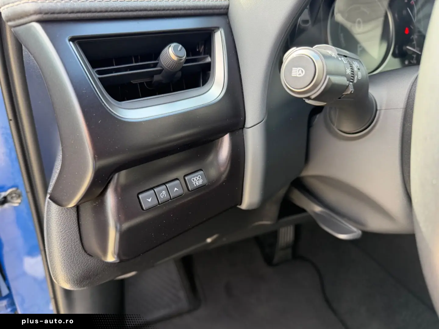 LEXUS UX 250 h Style.LED.ACC.Kamera.