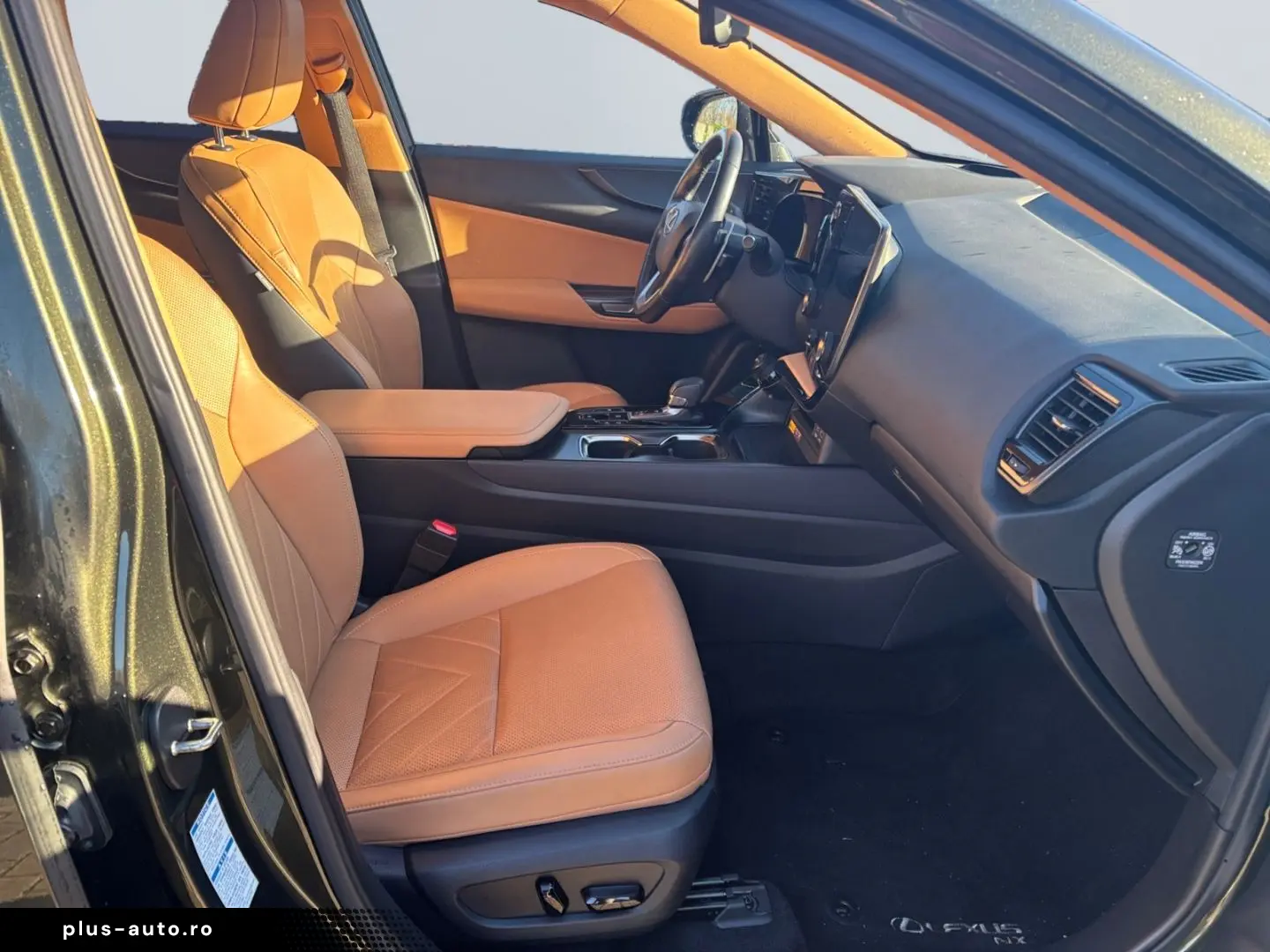 LEXUS NX 350h E-FOUR Luxury Line  Matrix HUD Leder CAM