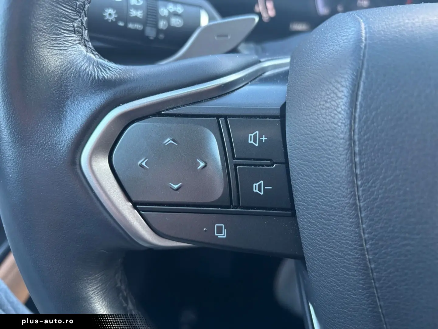 LEXUS NX 350h E-FOUR Luxury Line  Matrix HUD Leder CAM