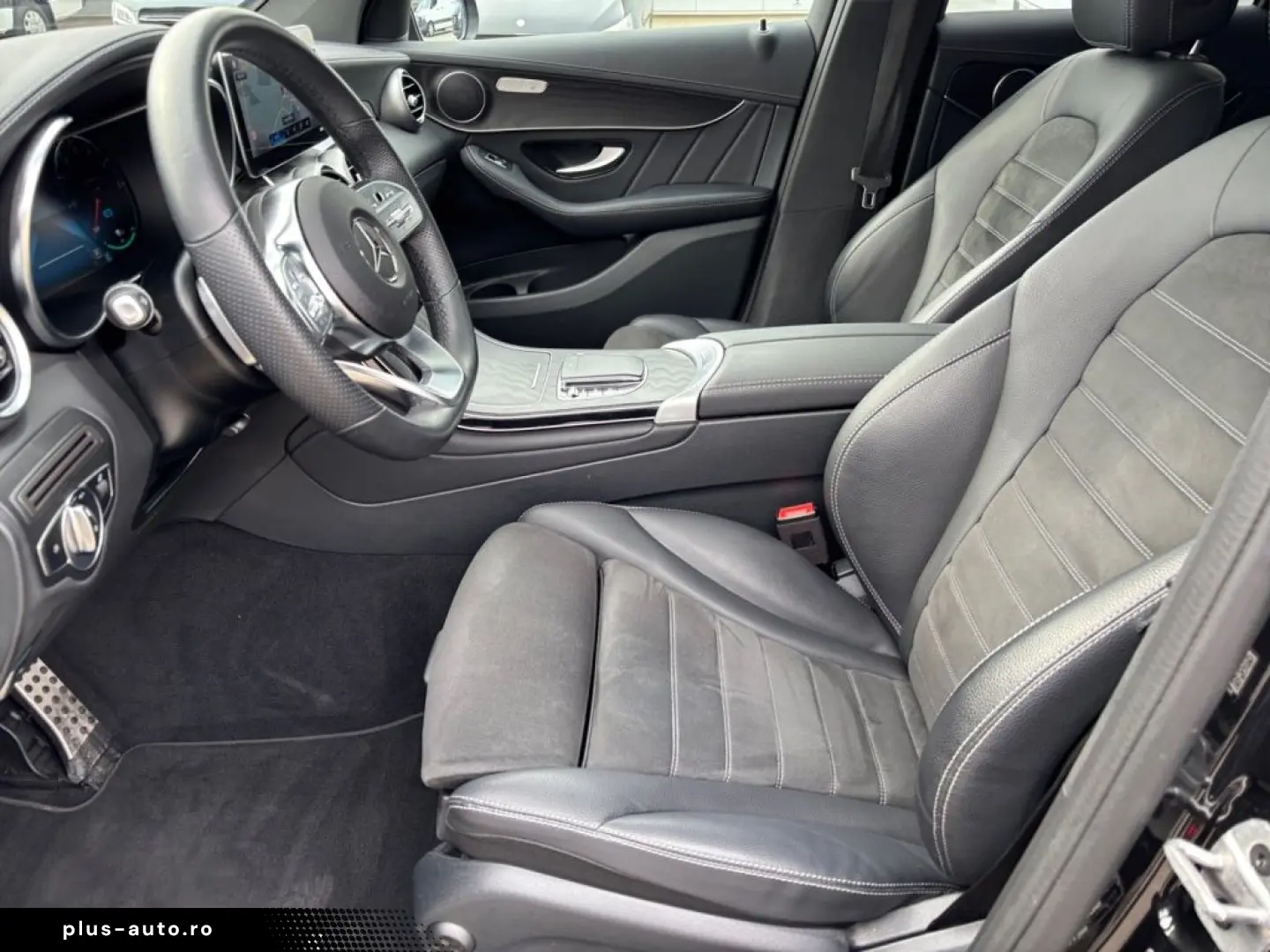 MERCEDES-BENZ GLC 300 de 4MATIC Coupé AMG Airmatic N&hellip;