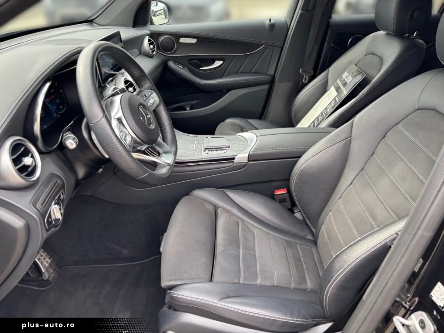 MERCEDES-BENZ GLC 300 de 4MATIC Coupé AMG Airmatic N&hellip;