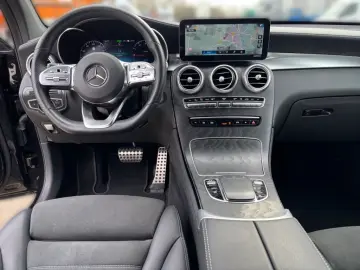 MERCEDES-BENZ GLC 300 de 4MATIC Coupé AMG Airmatic N&hellip;