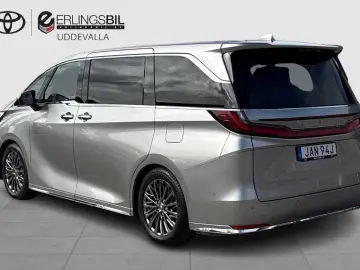 LEXUS LM 350h AWD LUXURY 4-SEAT