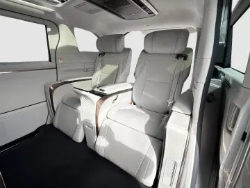 LEXUS LM 350h AWD LUXURY 4-SEAT