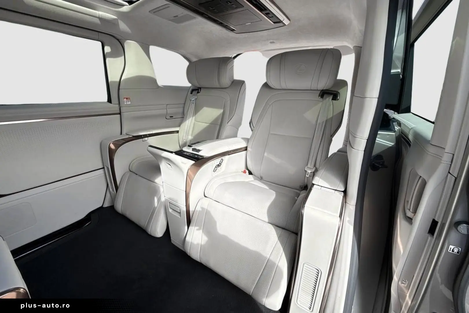 LEXUS LM 350h AWD LUXURY 4-SEAT