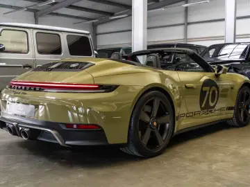 Porsche 992 Spirit 70 PDCC Lift   Bose   2026   910-1500