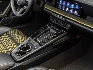 Porsche 992 Spirit 70 PDCC Lift   Bose   2026   910-1500