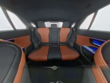 MERCEDES-BENZ GLC 300 d Coupé 4M AMG BURM NIGHT PANO&hellip;