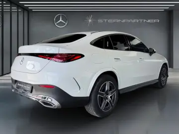 MERCEDES-BENZ GLC 300 d 4M AMG Pano HuD Burm3D D.Light AHK