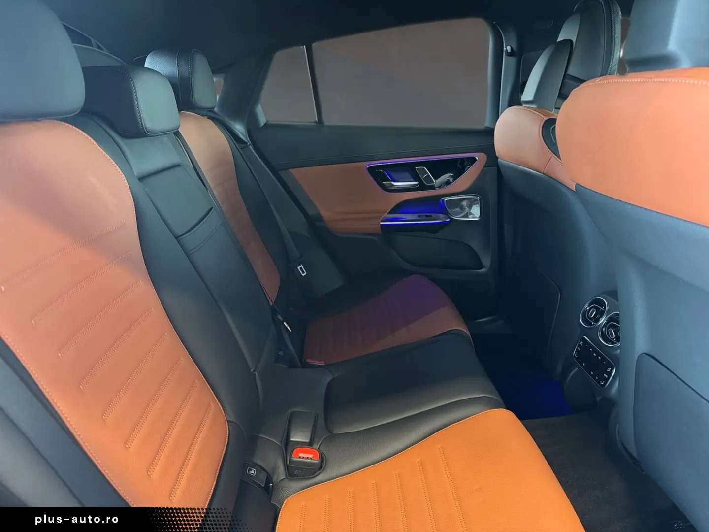 MERCEDES-BENZ GLC 300 d 4M AMG Pano HuD Burm3D D.Light AHK