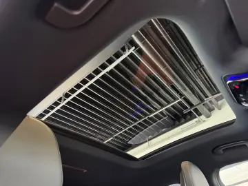 MERCEDES-BENZ GLC 300 d 4M AMG Pano HuD Burm3D D.Light AHK