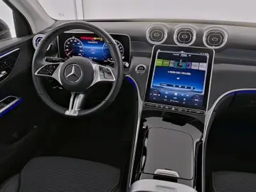 MERCEDES-BENZ GLC 300 de 4M Avantgarde Pano AHK MBUX&hellip;