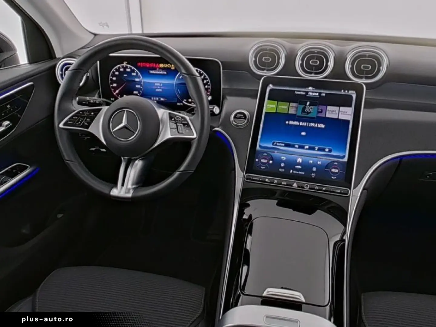 MERCEDES-BENZ GLC 300 de 4M Avantgarde Pano AHK MBUX&hellip;