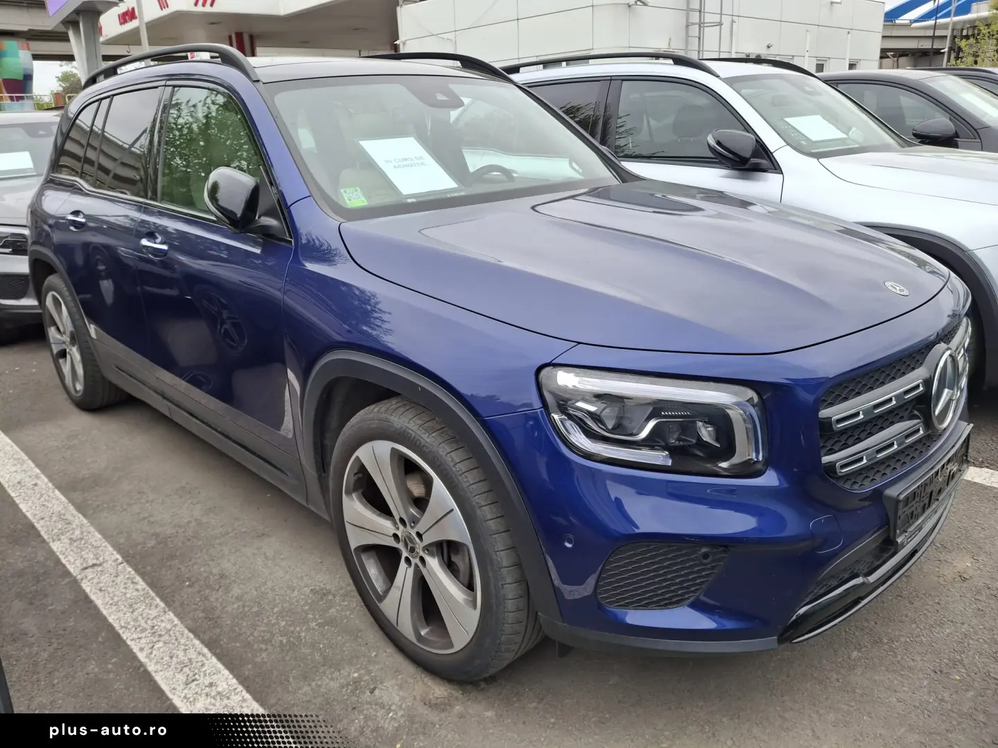 Mercedes-Benz GLB 220