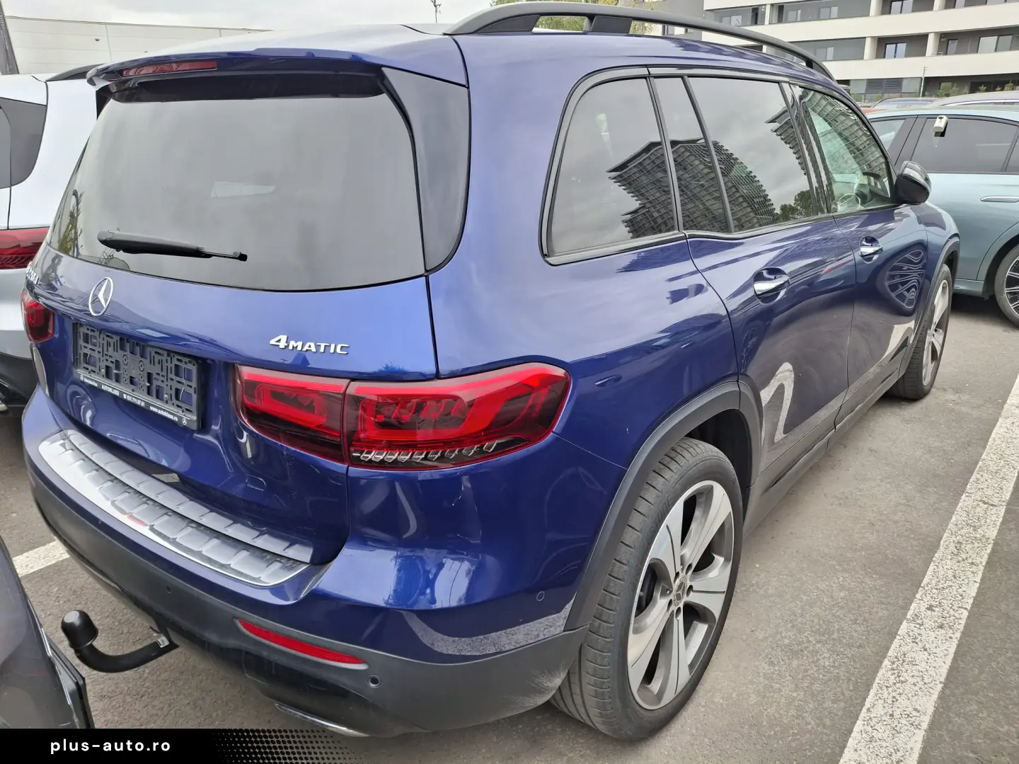 Mercedes-Benz GLB 220