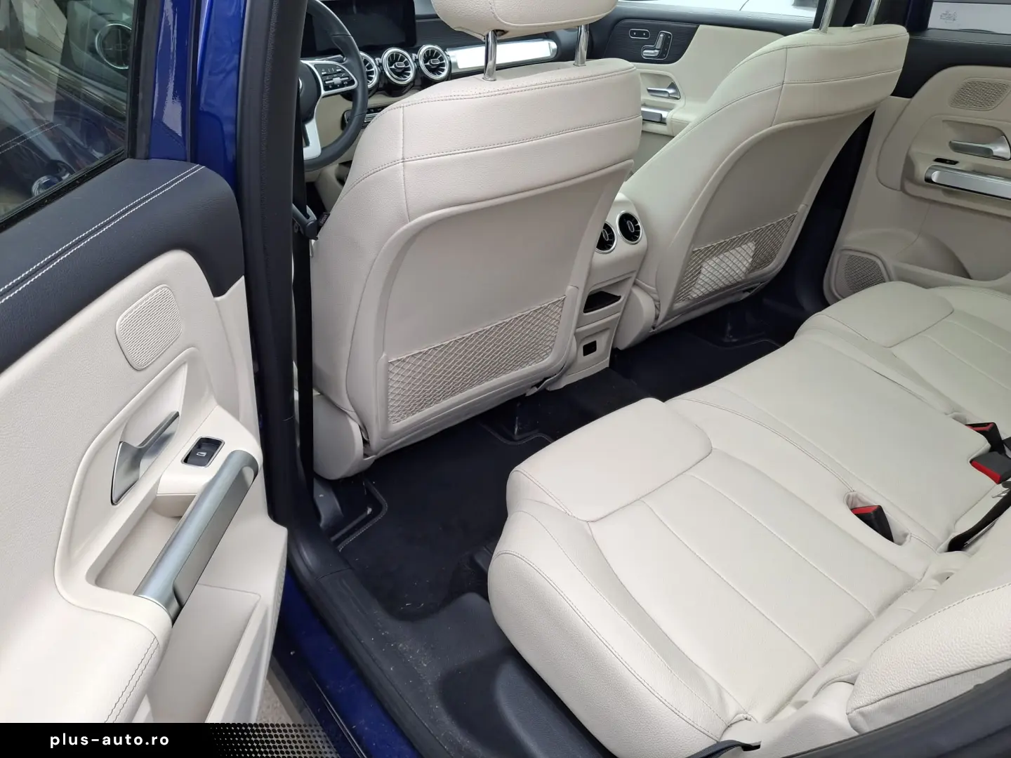 Mercedes-Benz GLB 220