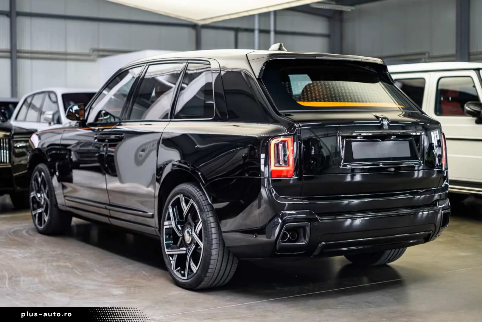 Rolls-Royce Cullinan Black Badge   4seats   PROD. 2026