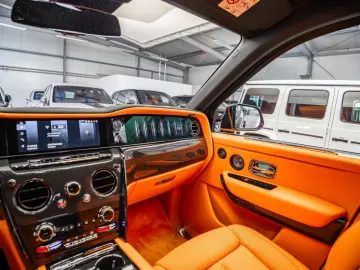 Rolls-Royce Cullinan Black Badge   4seats   PROD. 2026