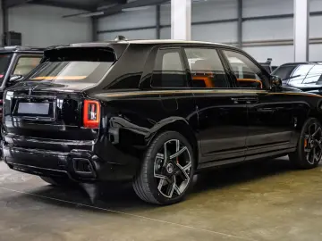 Rolls-Royce Cullinan Black Badge   4seats   PROD. 2026