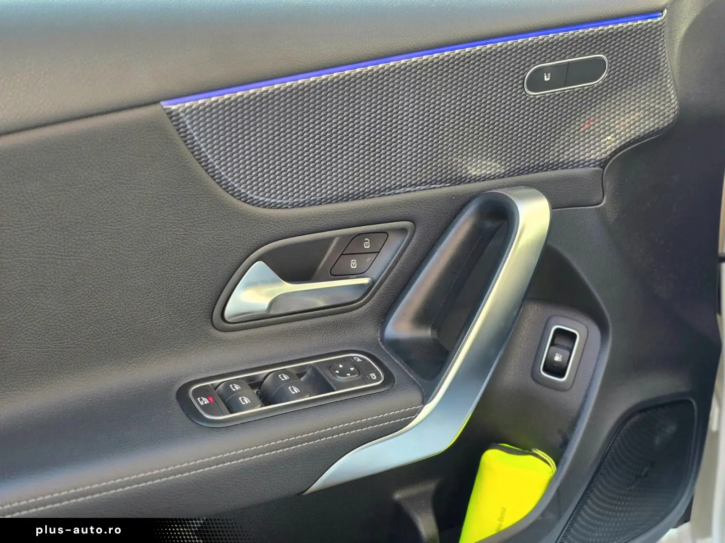 MERCEDES-BENZ A 250 e Limousine Prog. PANO KAM LED WIDE 18