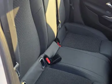 MERCEDES-BENZ A 250 e Limousine Prog. PANO KAM LED WIDE 18