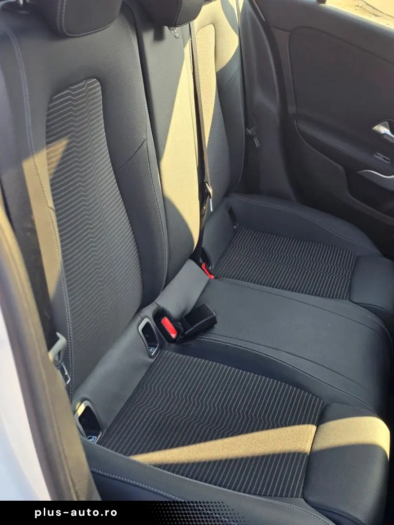 MERCEDES-BENZ A 250 e Limousine Prog. PANO KAM LED WIDE 18