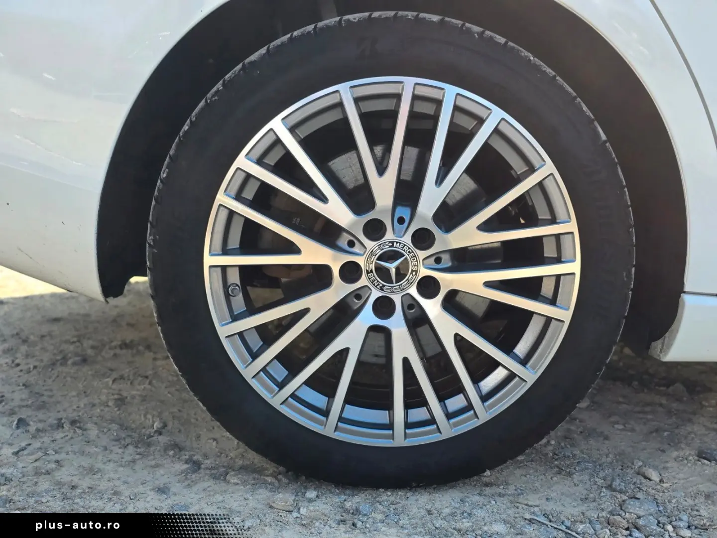 MERCEDES-BENZ A 250 e Limousine Prog. PANO KAM LED WIDE 18