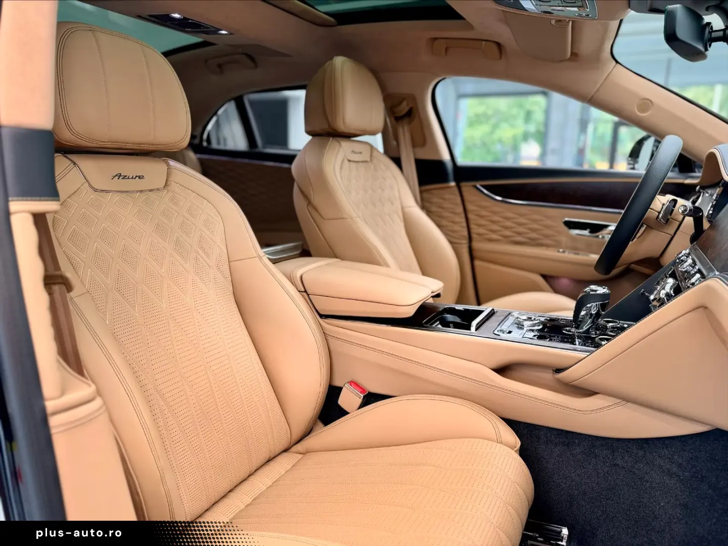 Bentley Flying Spur Azure V8