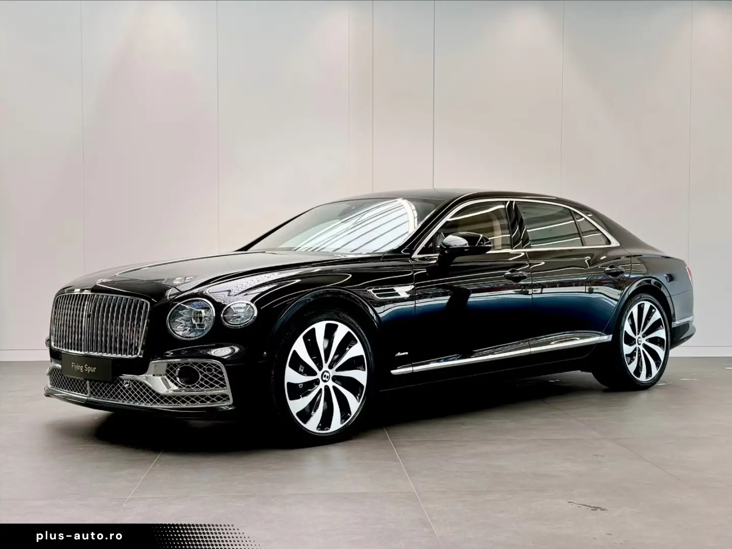 Bentley Flying Spur Azure V8