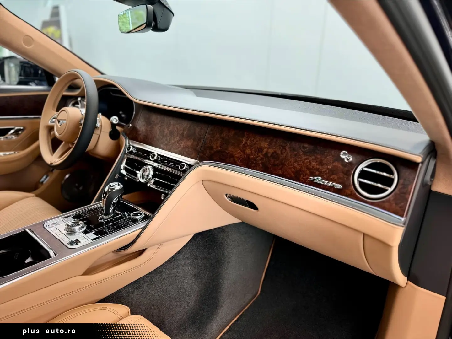 Bentley Flying Spur Azure V8