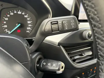 FORD FOCUS 1.0 ECOBOOST 125 CP