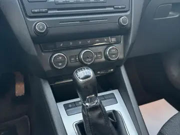 Skoda Octavia 2013 10