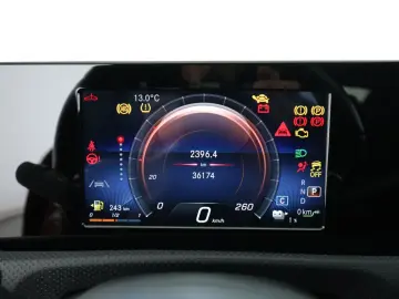 MERCEDES-BENZ CLA 250 e  AMG-Line PTS Kamera Navigation