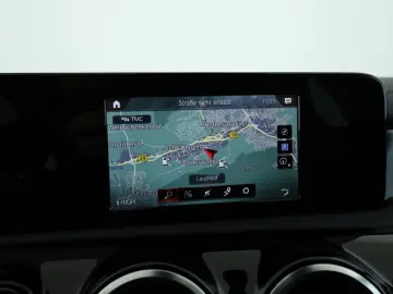 MERCEDES-BENZ CLA 250 e  AMG-Line PTS Kamera Navigation