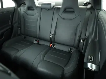 MERCEDES-BENZ CLA 250 e  AMG-Line PTS Kamera Navigation