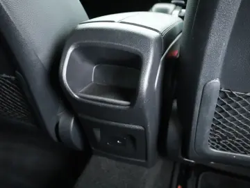 MERCEDES-BENZ CLA 250 e  AMG-Line PTS Kamera Navigation