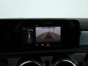 MERCEDES-BENZ CLA 250 e  AMG-Line PTS Kamera Navigation