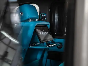 Rolls-Royce Cullinan BRABUS 700   Black Badge   Mod. 2026