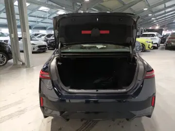 BMW 550e xDrive M Sport LED Navi 360 HuD ACC