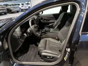 BMW 550e xDrive M Sport LED Navi 360 HuD ACC