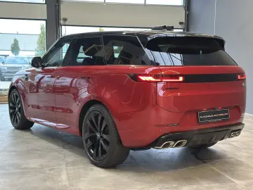 LAND ROVER Range Rover Sport P530 4.4 V8  First Edition
