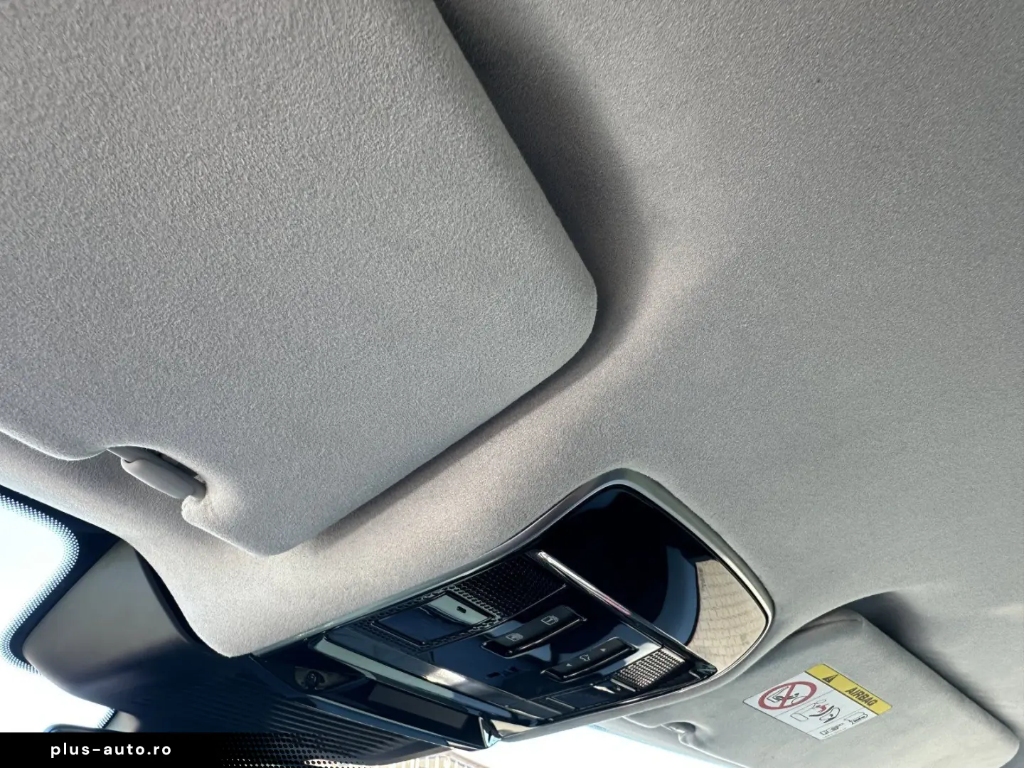 LAND ROVER Range Rover Sport P530 4.4 V8  First Edition