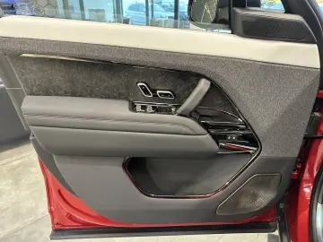 LAND ROVER Range Rover Sport P530 4.4 V8  First Edition